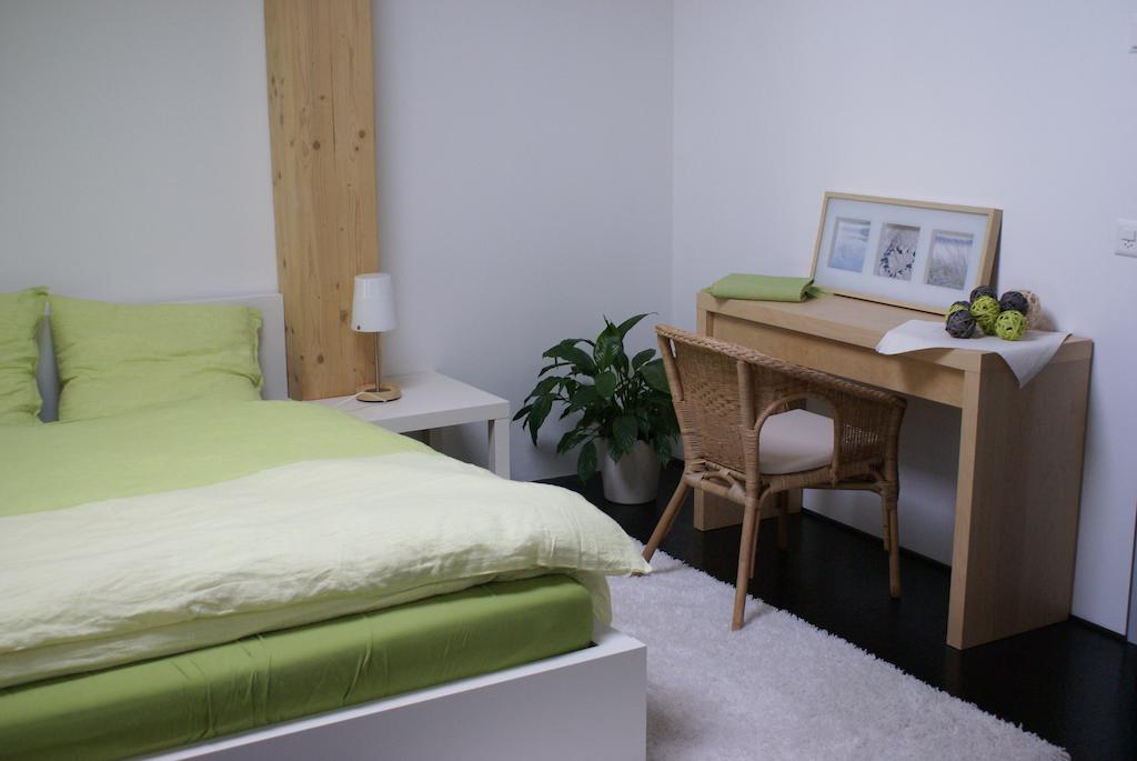 Carpe Diem - Bnb - Chambres D'Hotes Péry Habitación foto